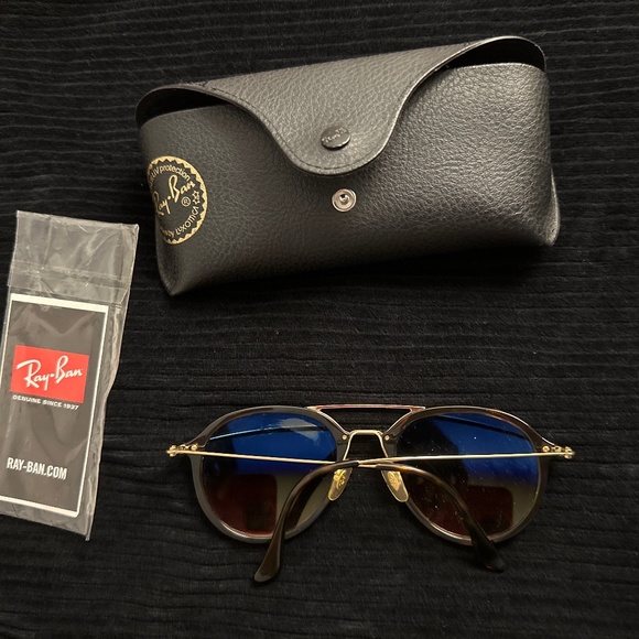 RayBan - Picture 2 of 2